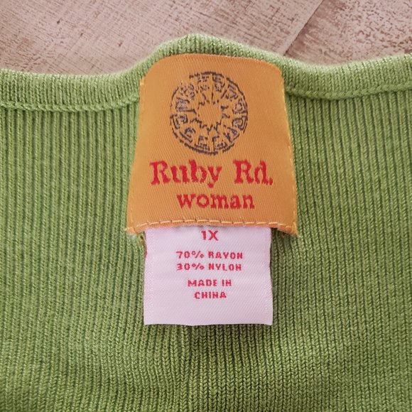NWT - Ruby Rd Top - Picture 4 of 6